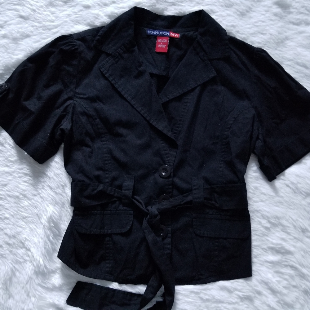 Black Botton Top w Tie